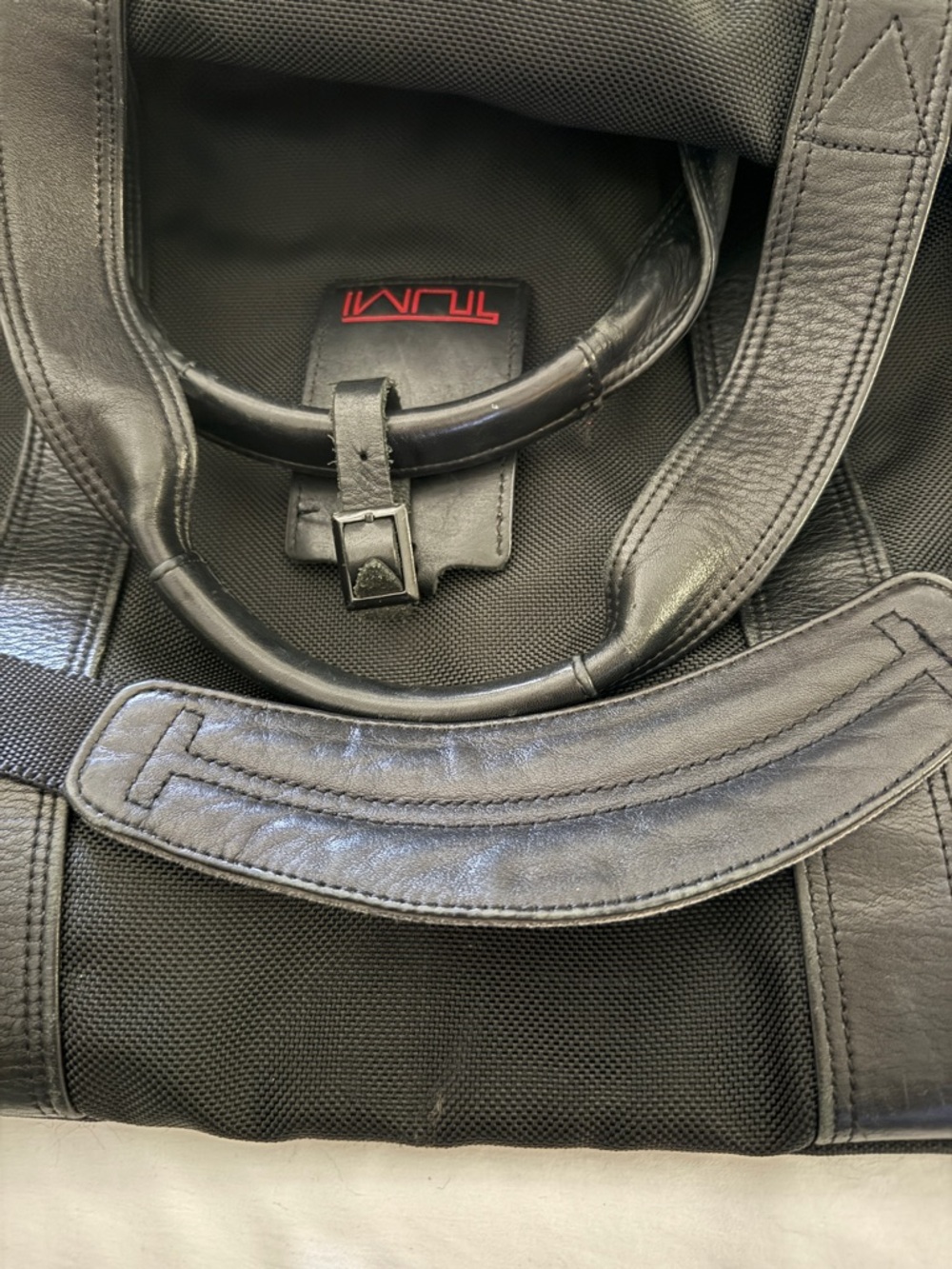 Tumi Black carry On or Weekend Bag with Leather Trim - Picture 12 of 13